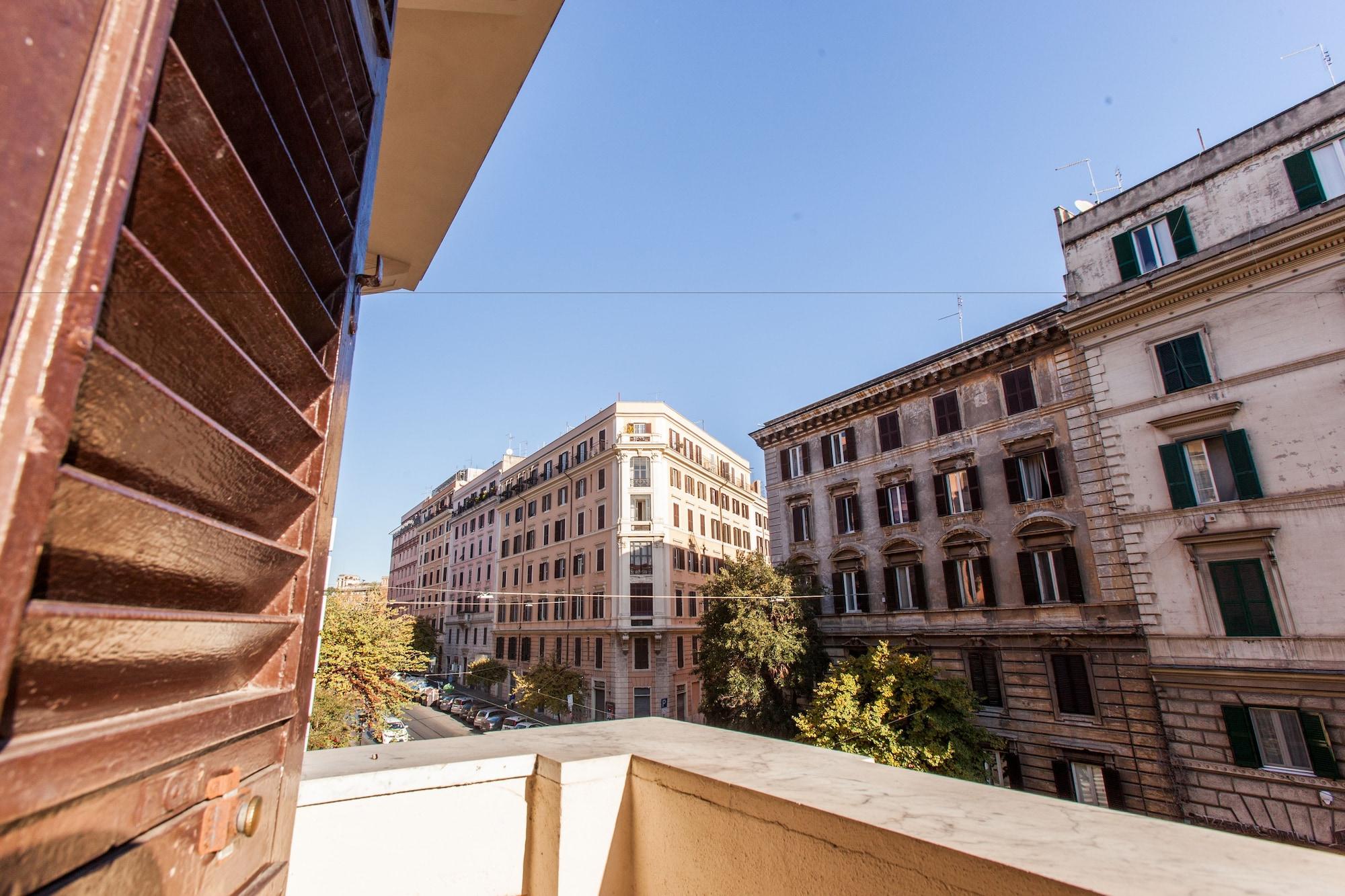 El Dorado Colosseum Bed & Breakfast