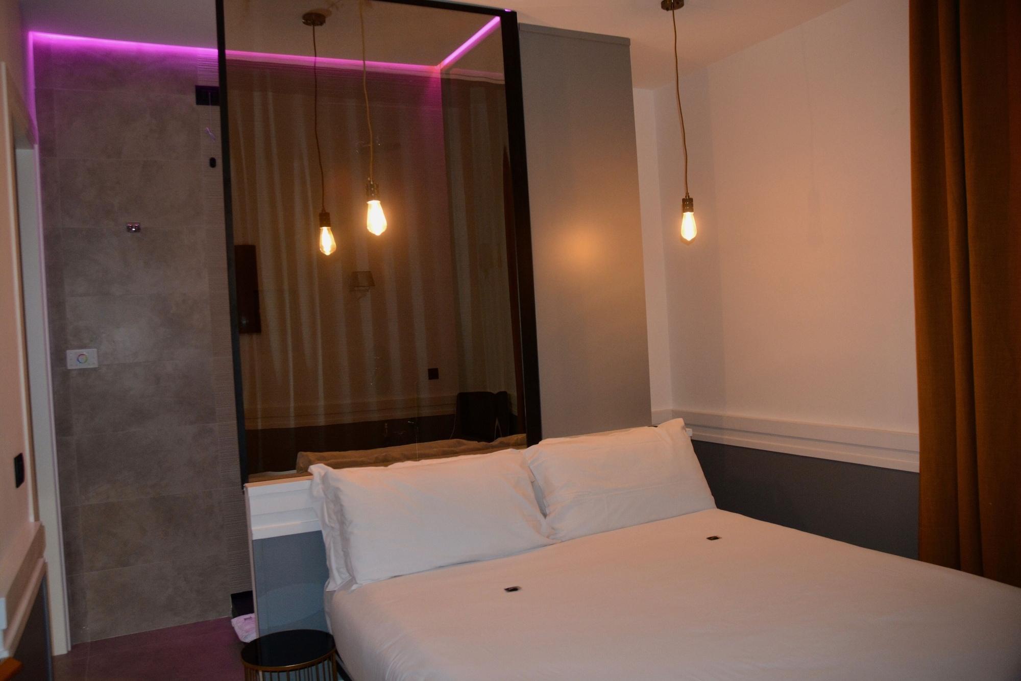Giotto Flavia Hotel