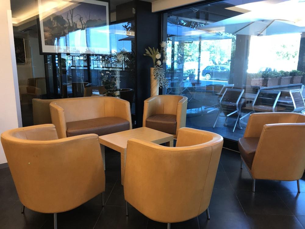 Hotel Bellambriana 4*