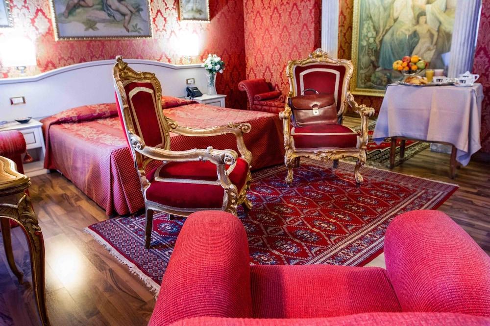 Canova Tadolini Luxury And Villa Rome