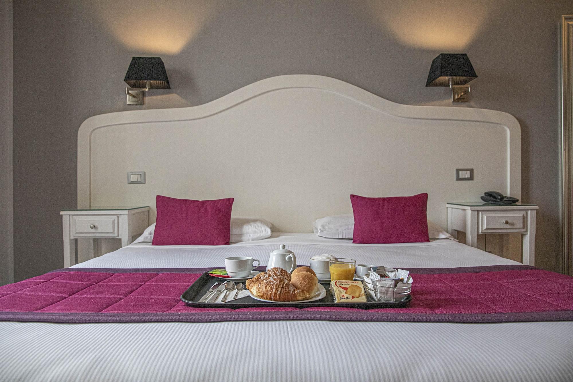 Domus Castrense Couette-café 2*