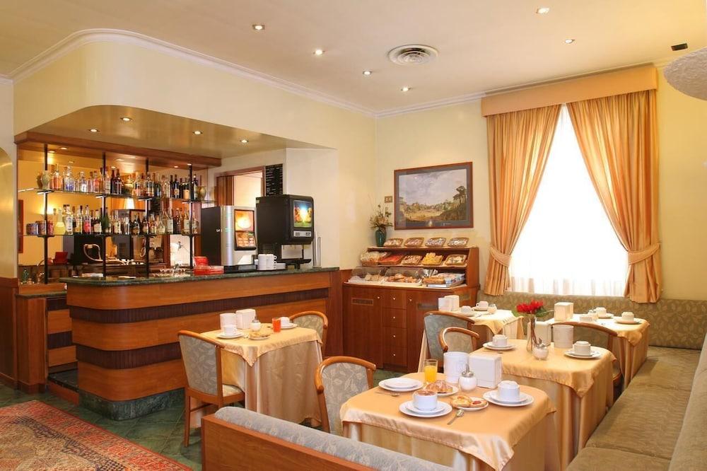 Argentina 3* Rome