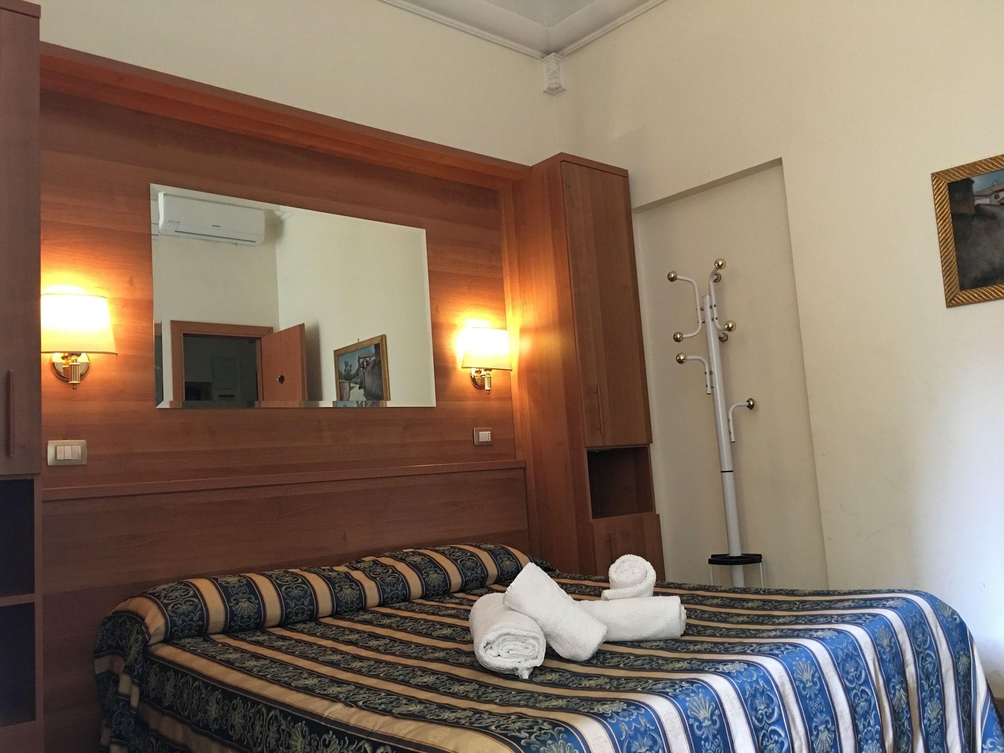 Bolognese Hotel 2*