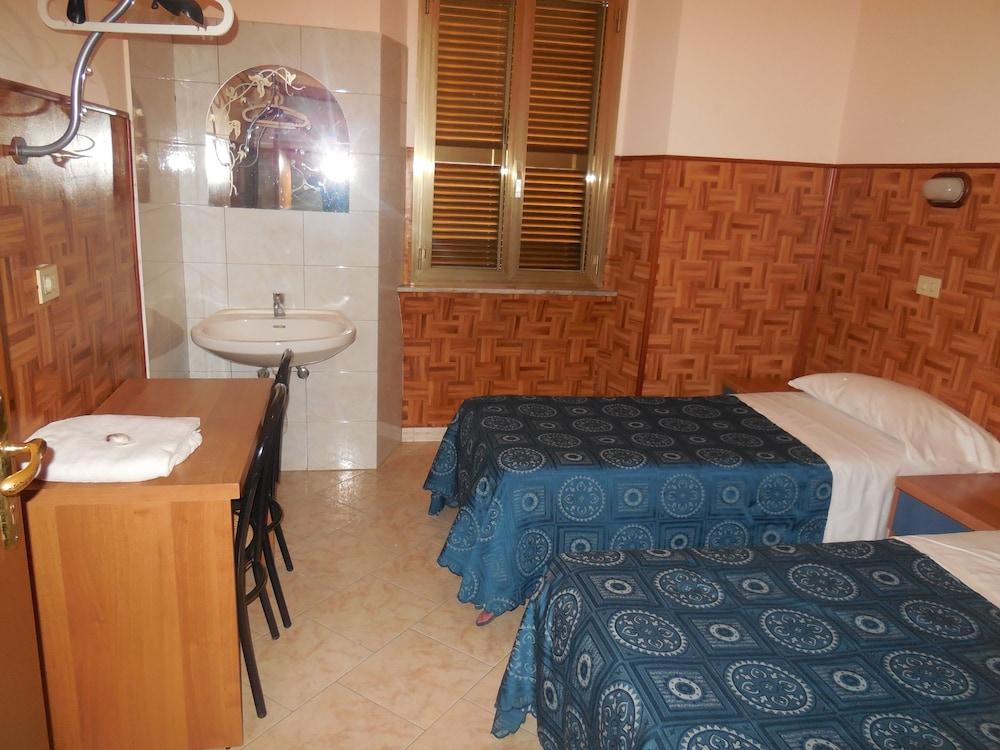 Cressy Hotel Rome