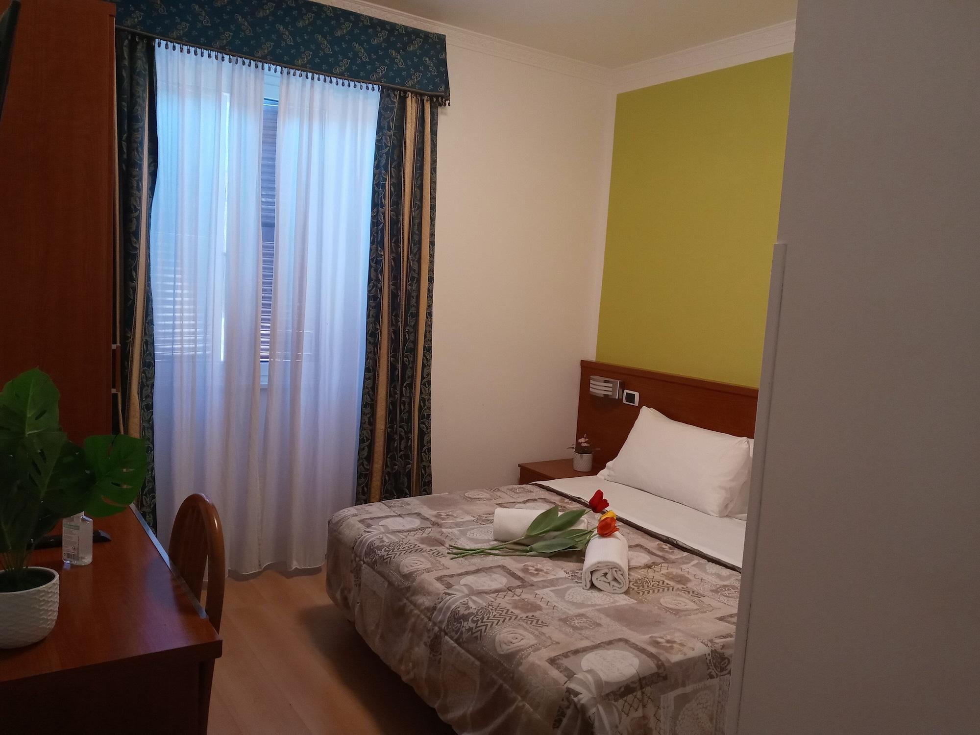 Guest house La Casa Dell'arte 2*