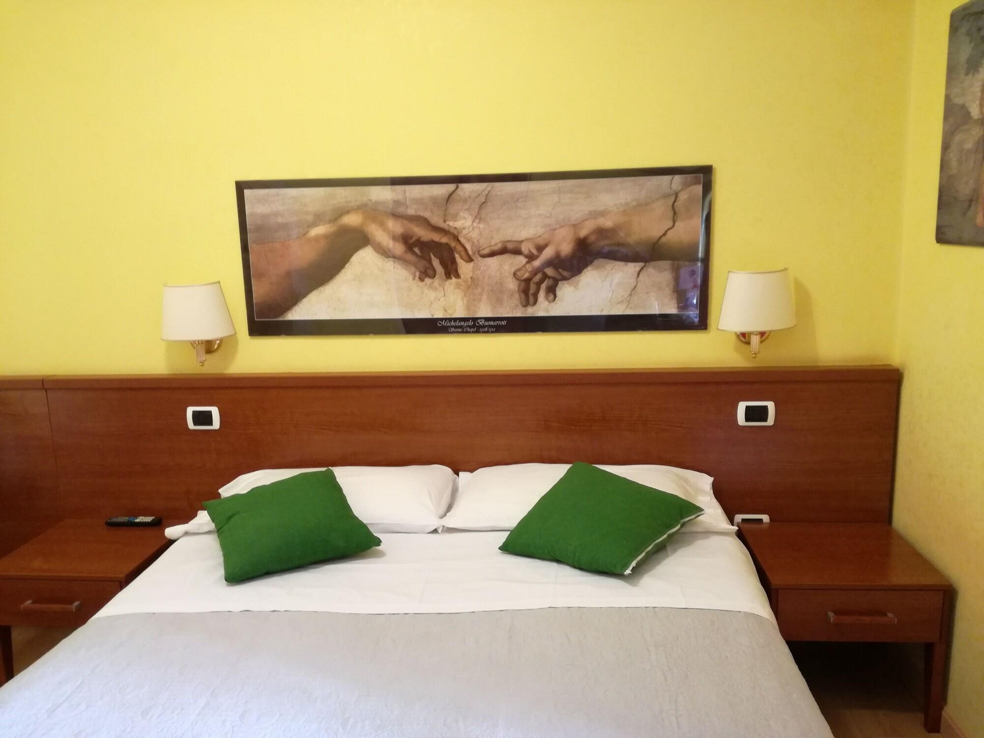 La Casa Dell'arte Guest house 2*