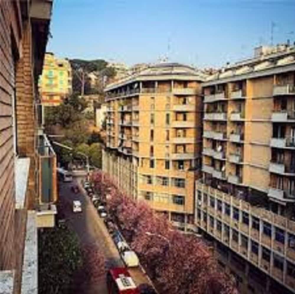 Boutique Trastevere 3* Rome