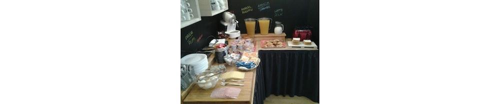 Piumith Bed & Breakfast 2*