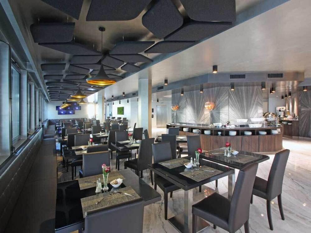 The Hive Hotel 4*