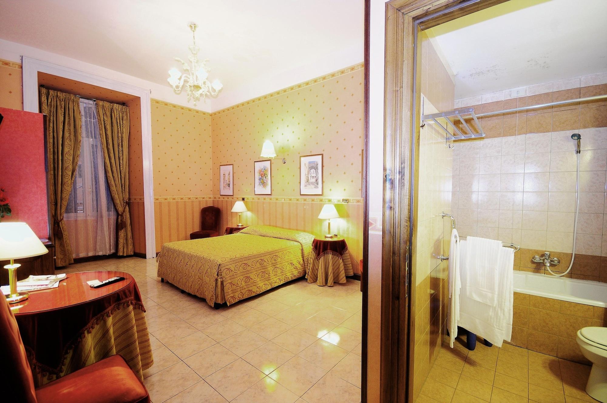 Sweet Hotel 2*