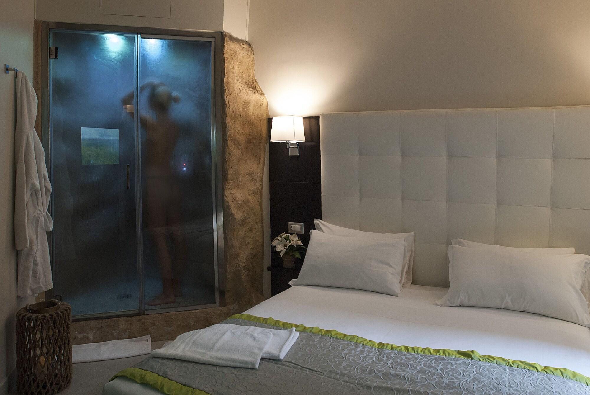 Holidays Boutique 4*