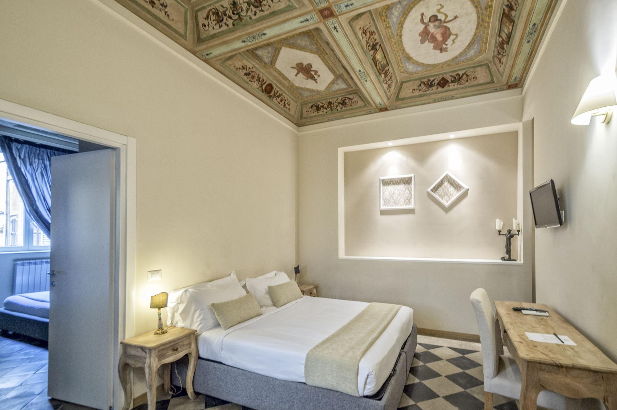 Little Queen Bed & Breakfast 3*