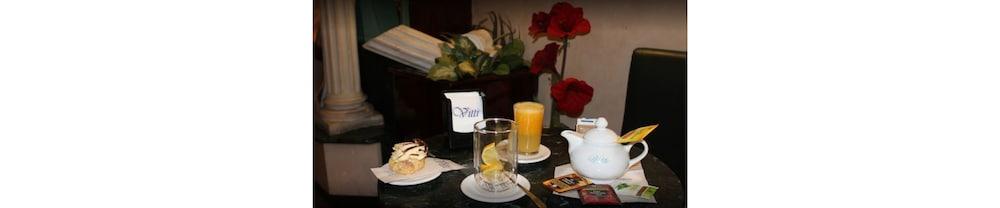 Vitti Hotel 2*