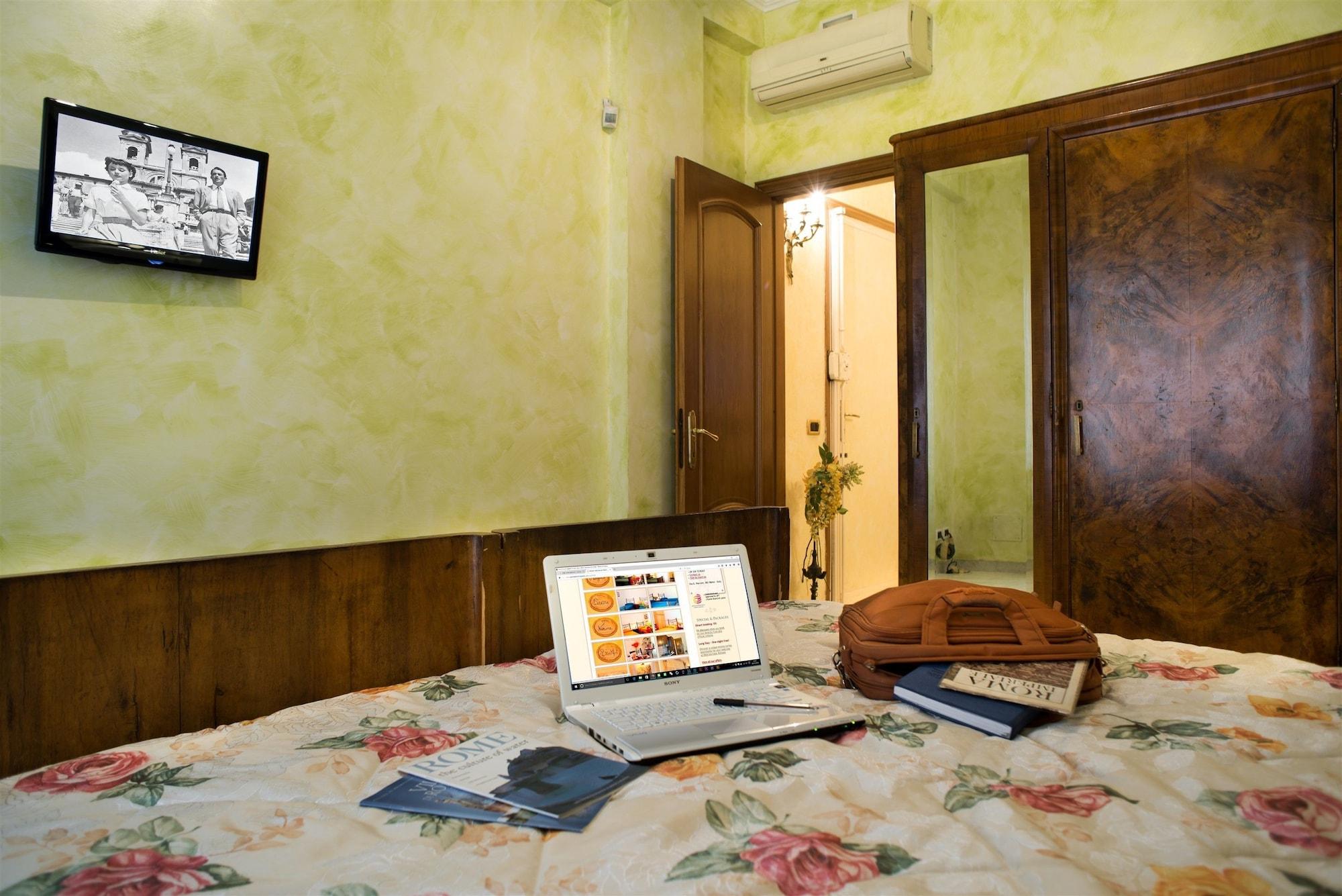 Bed & Breakfast Giornate Romane 2*