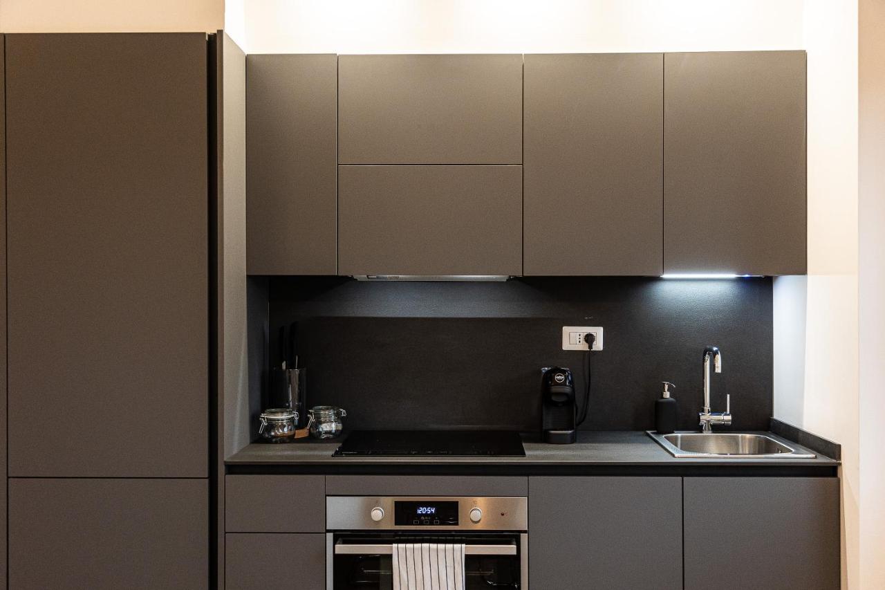 Matilde Modern Apartment-rental In * Roma