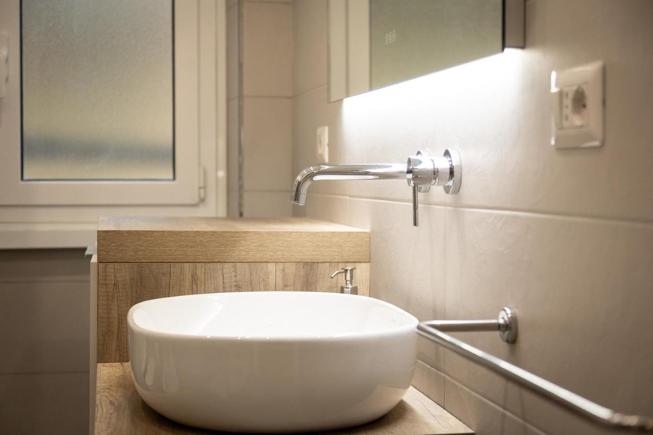 Matilde Modern Apartment-rental In