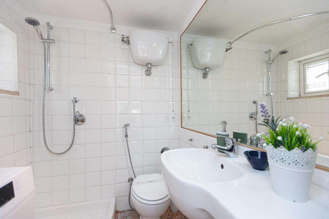 Campo De' Fiori Penthouse-rental In Apartment *