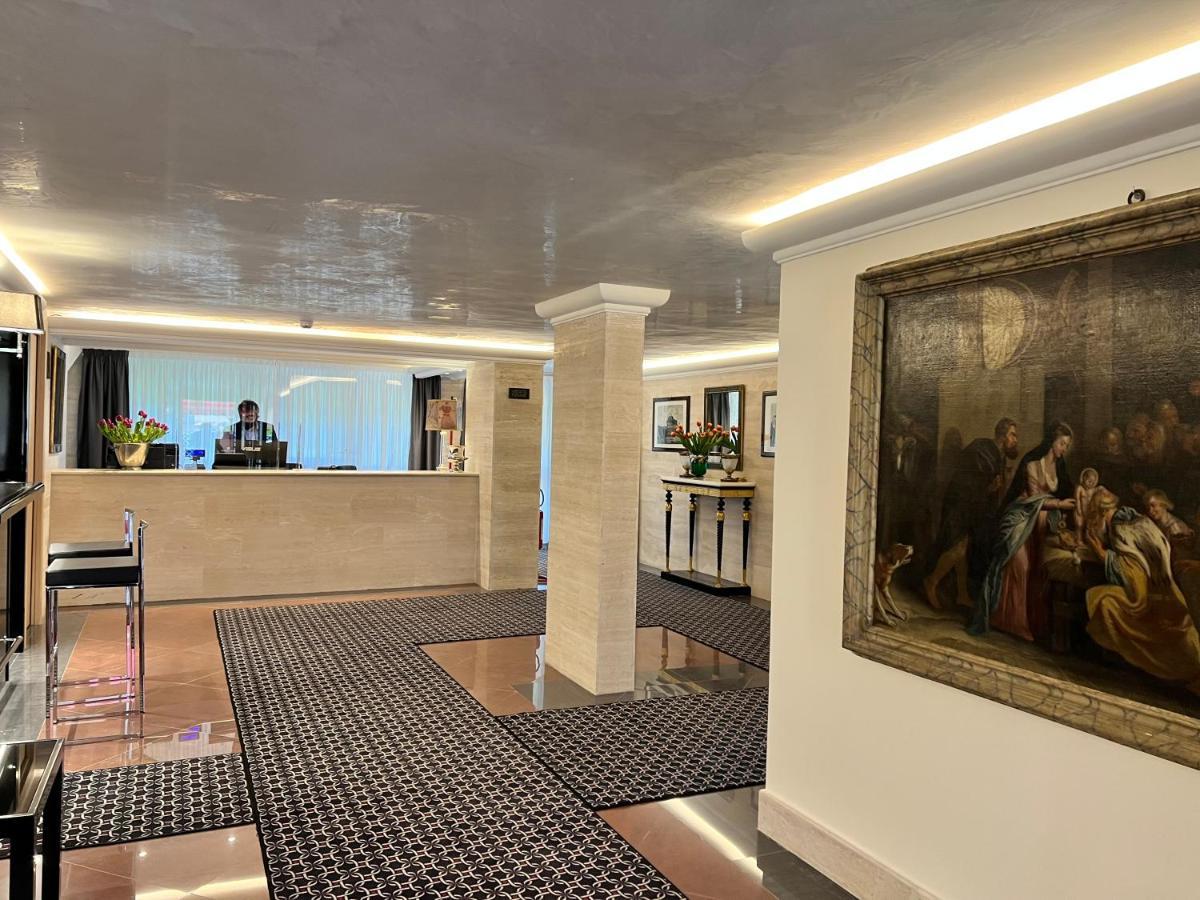 Gemelli Hotel Rome