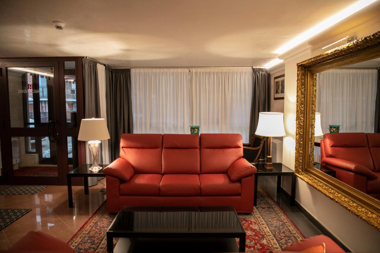 Gemelli Hotel 3*