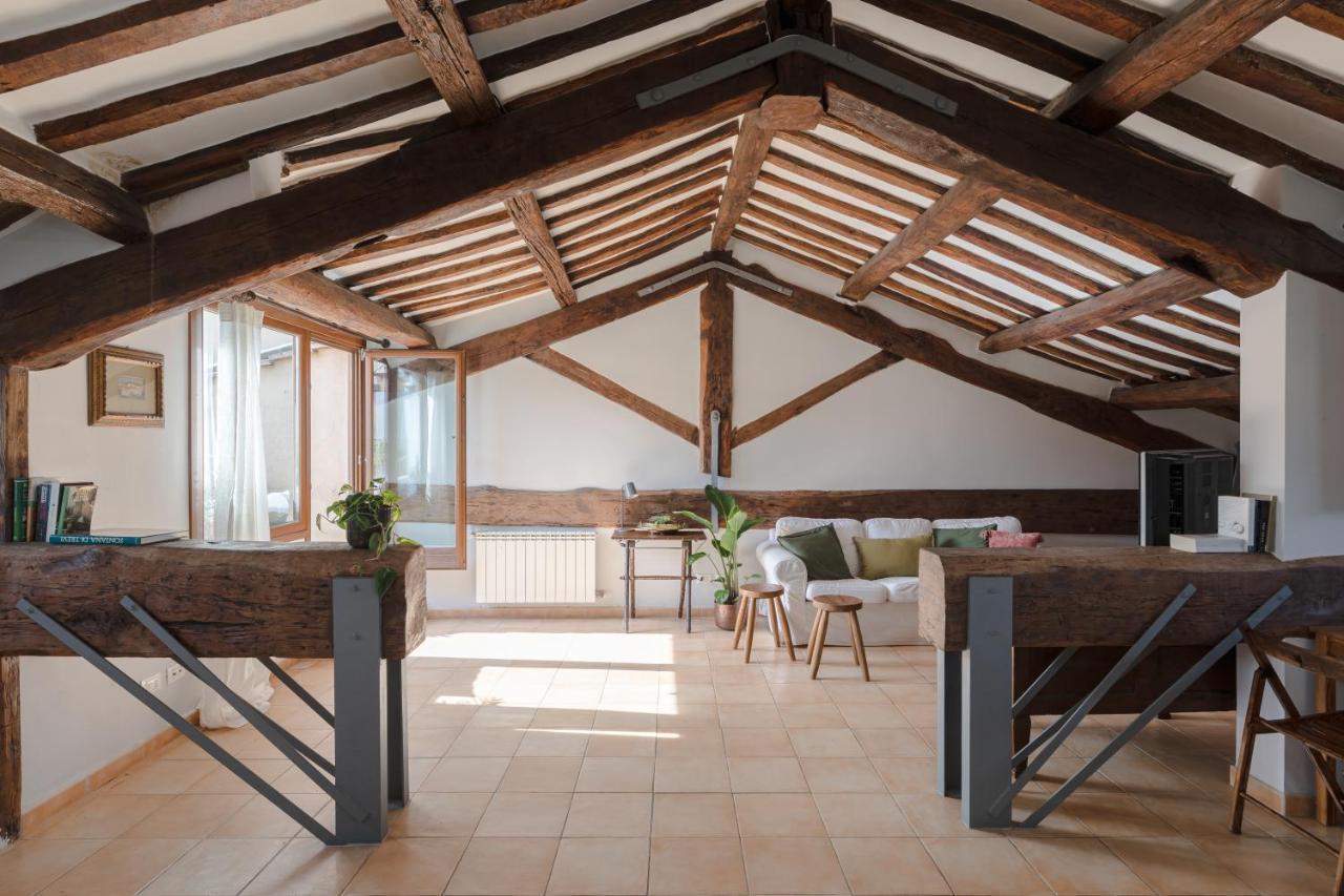 Apartment Amazing Penthouse With Terrace And Rooftop In Trastevere