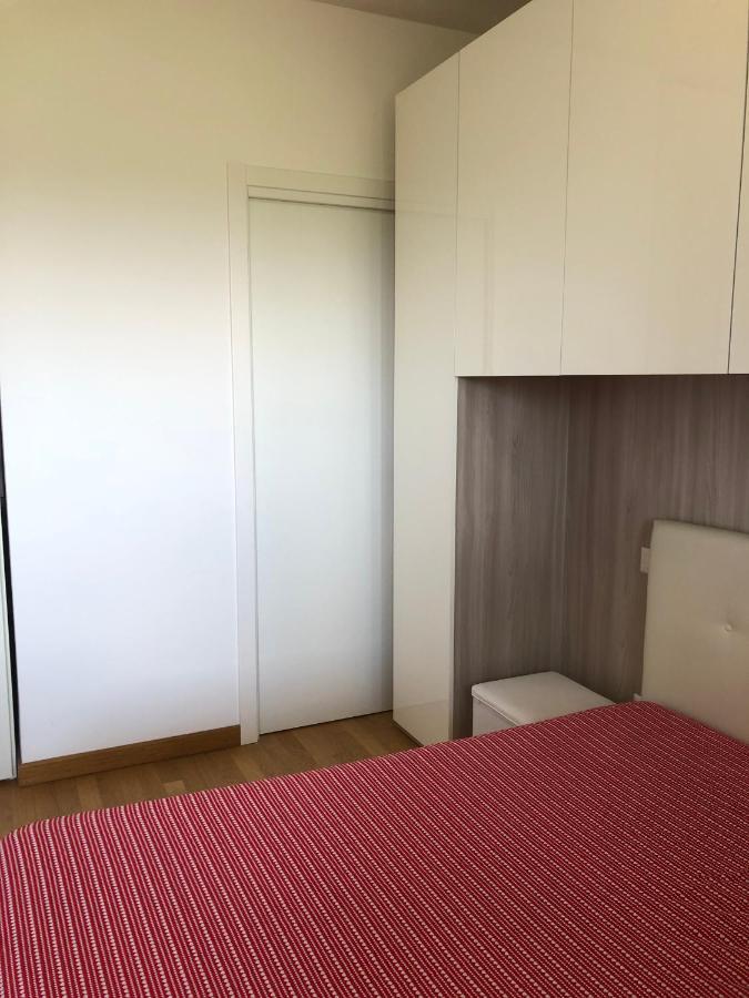 Appartamento Kamchu With Terrace Near Metro Con Vista