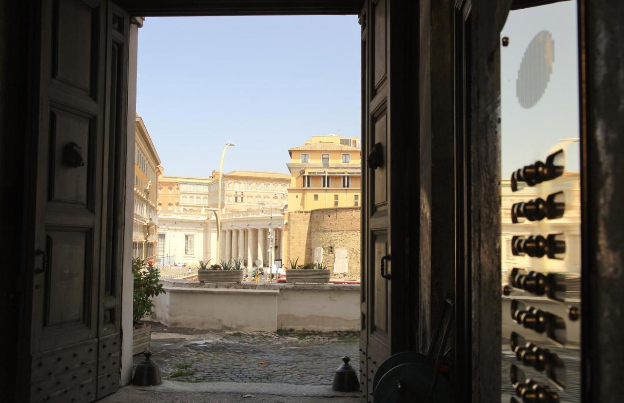 Vista San Pietro Rome