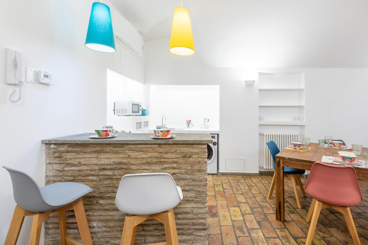 Apartment Central *