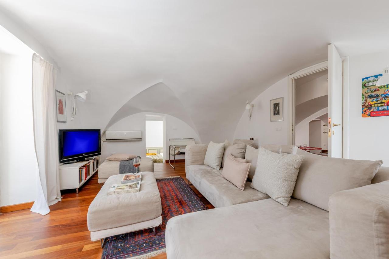 Apartment New! Amazing Piazza Navona View Rome