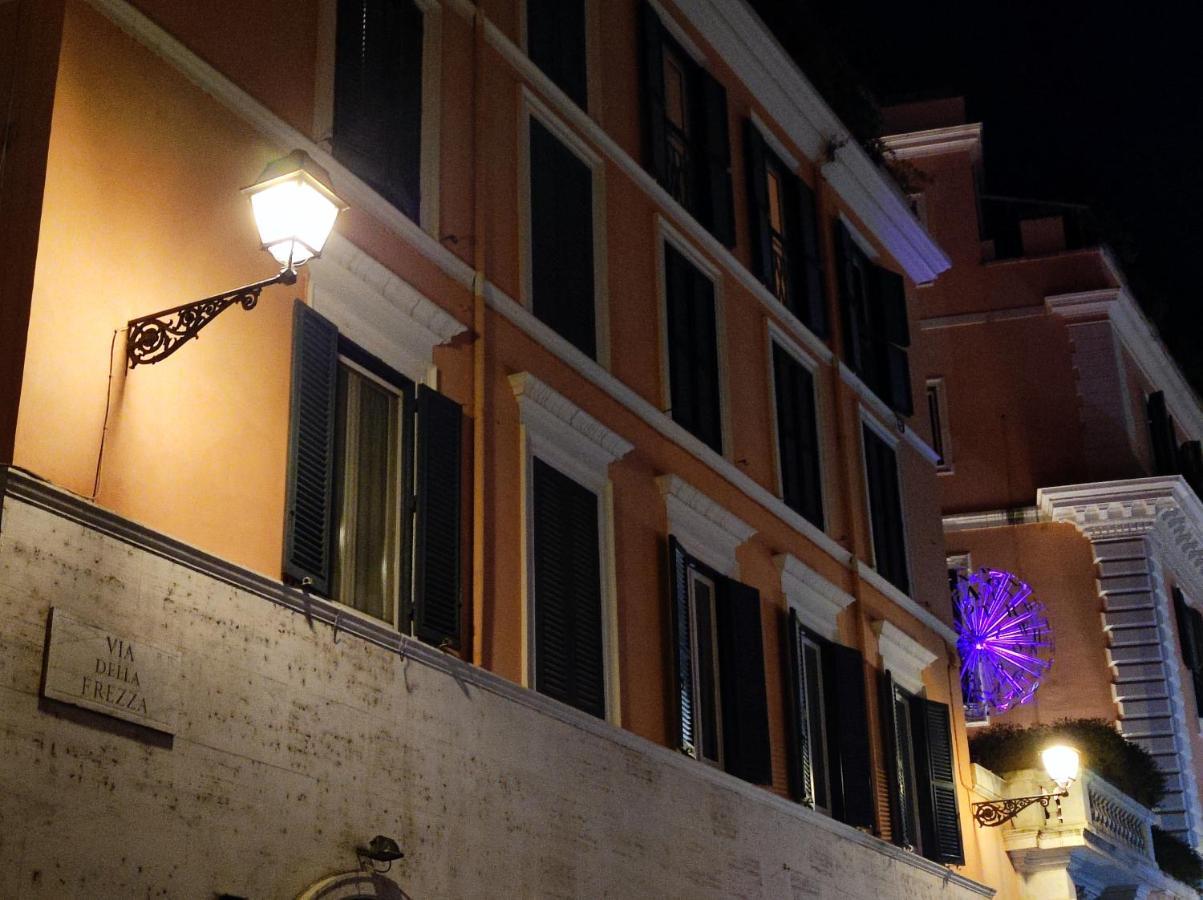 Apartment Romeo, Nel Cuore Di *