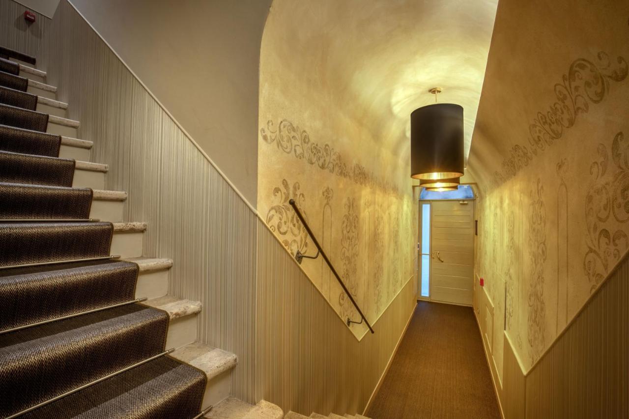 Hotel Condotti Palace 4*