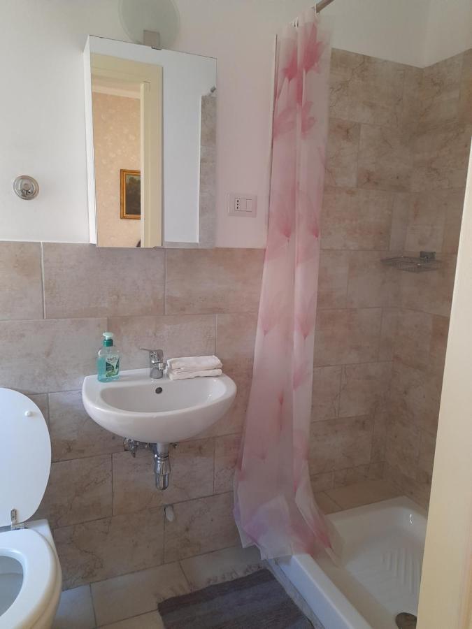La Famiglia Guest house