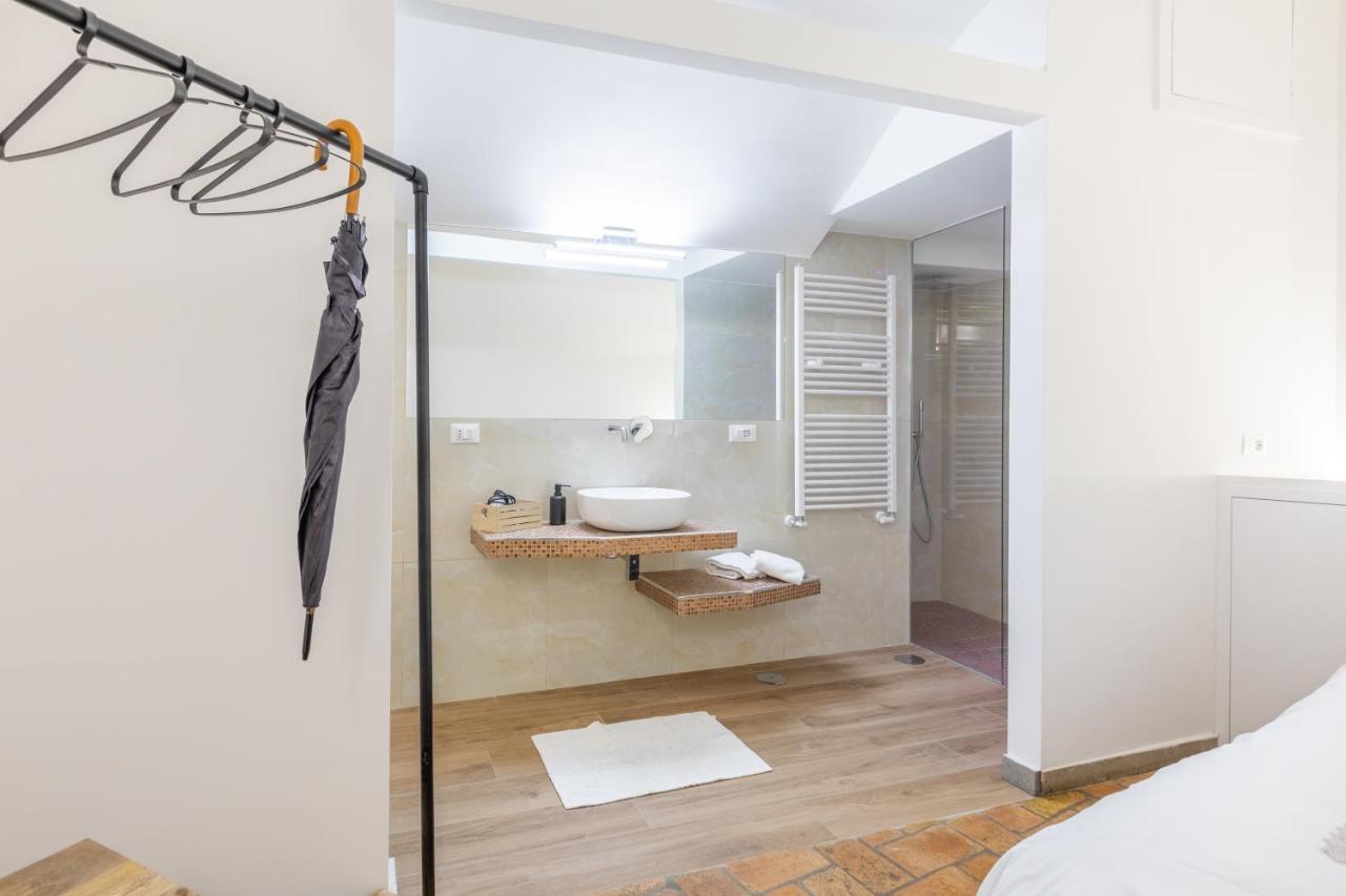 Central Apartment *