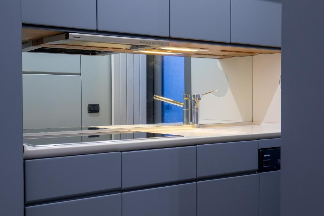Apartment T-house Rome