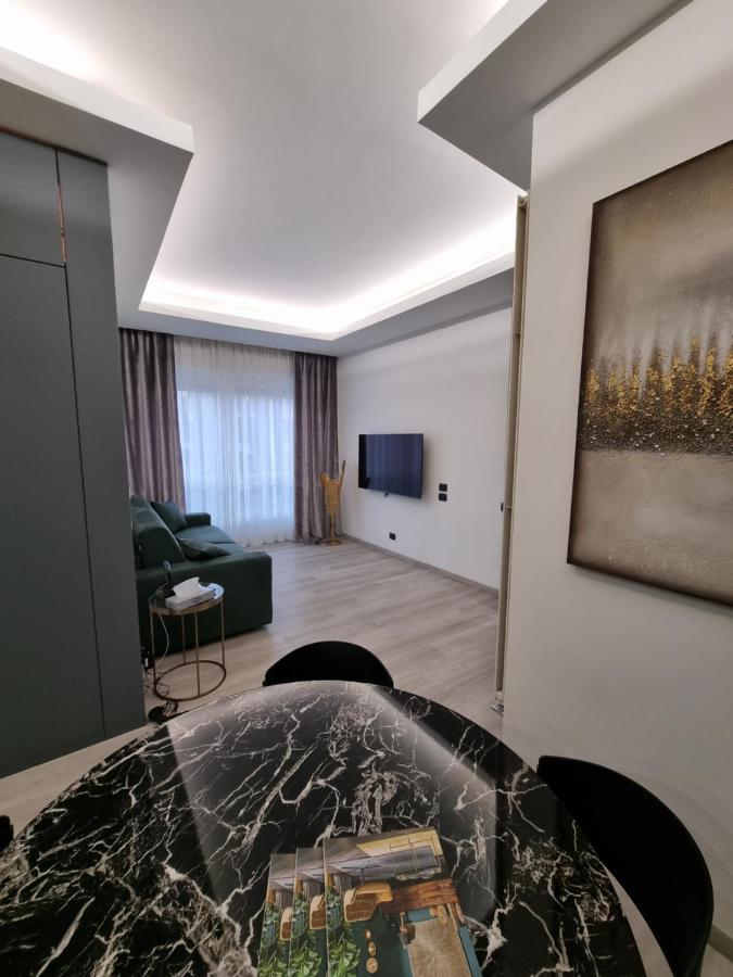 Apartment T-house Rome