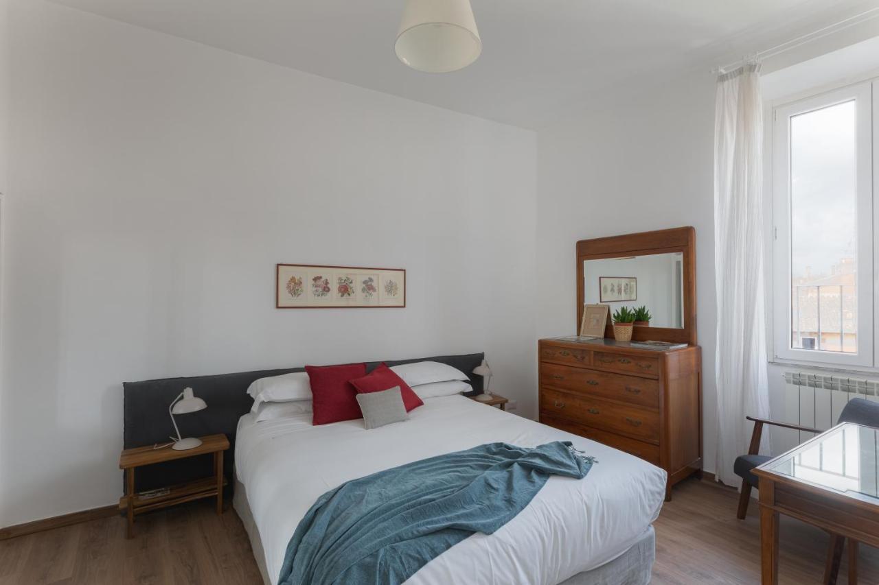 Amazing Penthouse With Terrace And Rooftop In Trastevere Apartment Rome