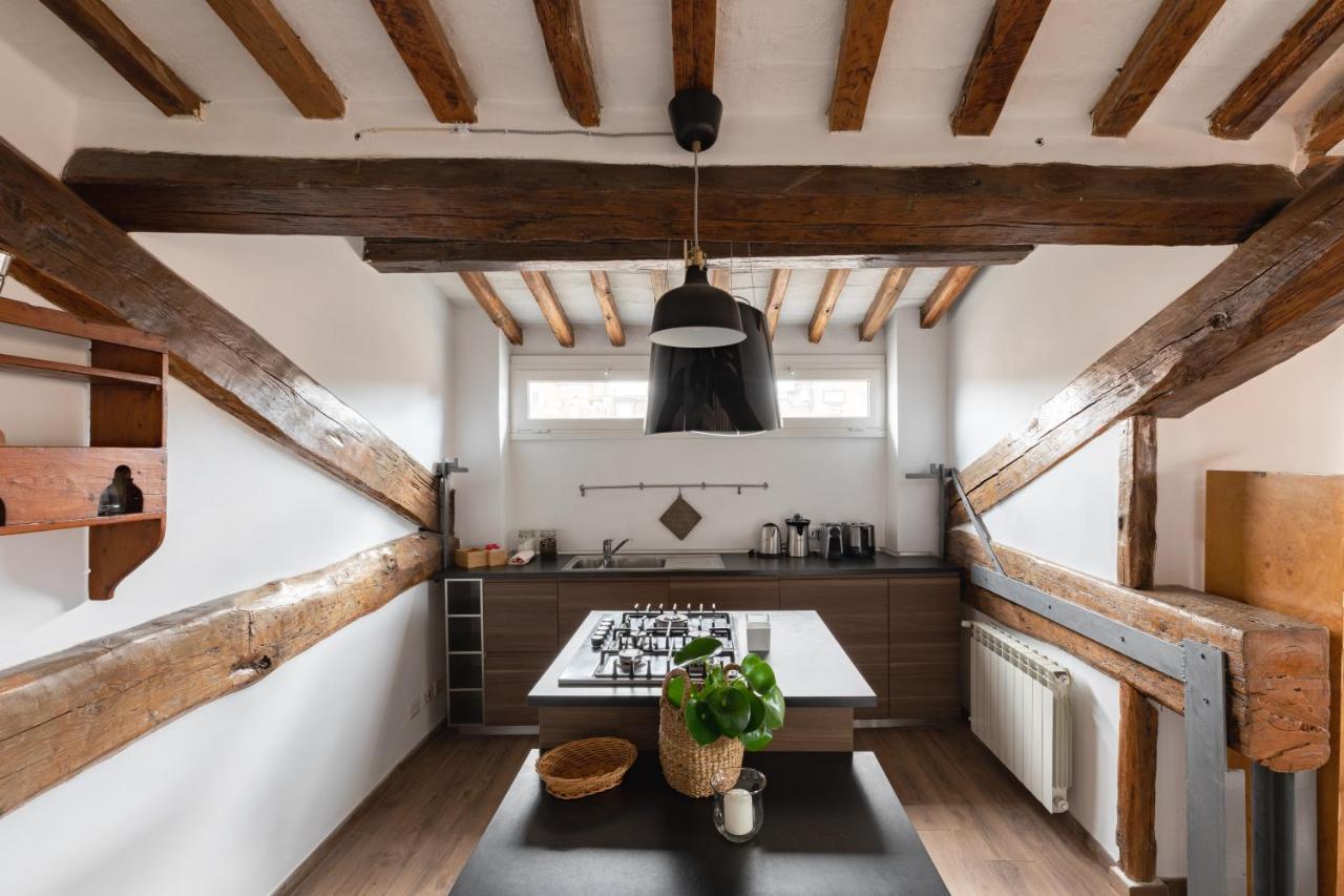 Apartment Amazing Penthouse With Terrace And Rooftop In Trastevere *