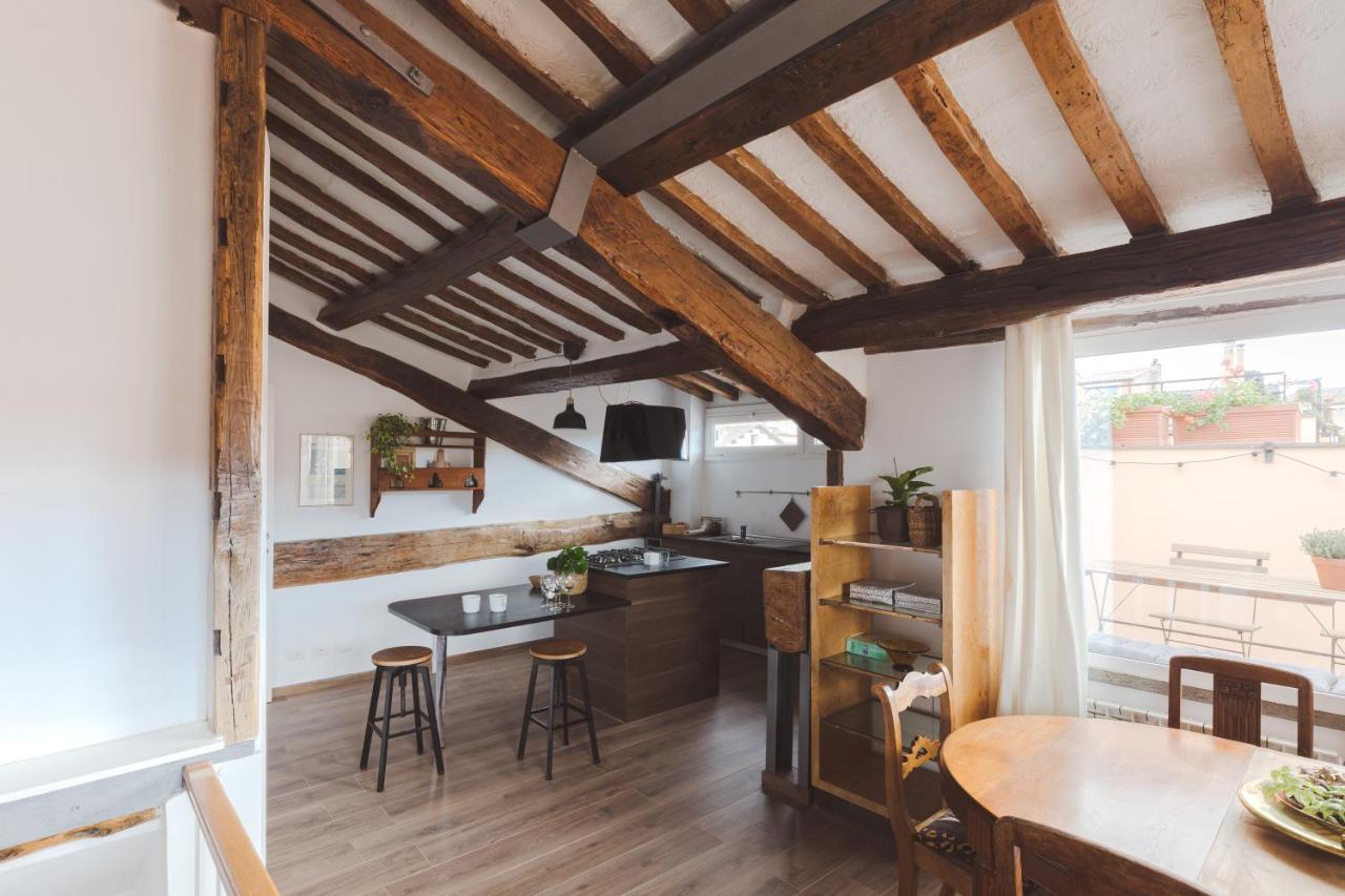 Apartment Amazing Penthouse With Terrace And Rooftop In Trastevere