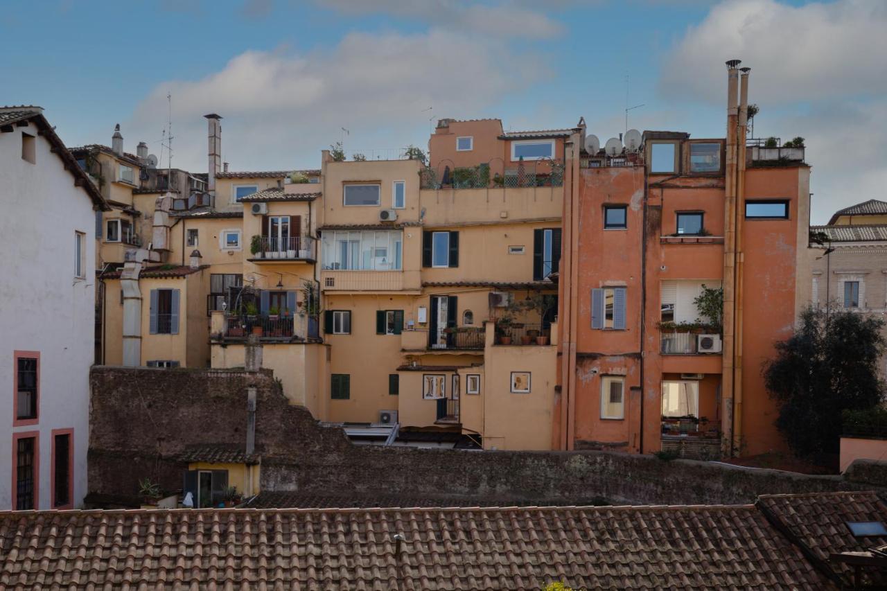 Apartment Amazing Penthouse With Terrace And Rooftop In Trastevere