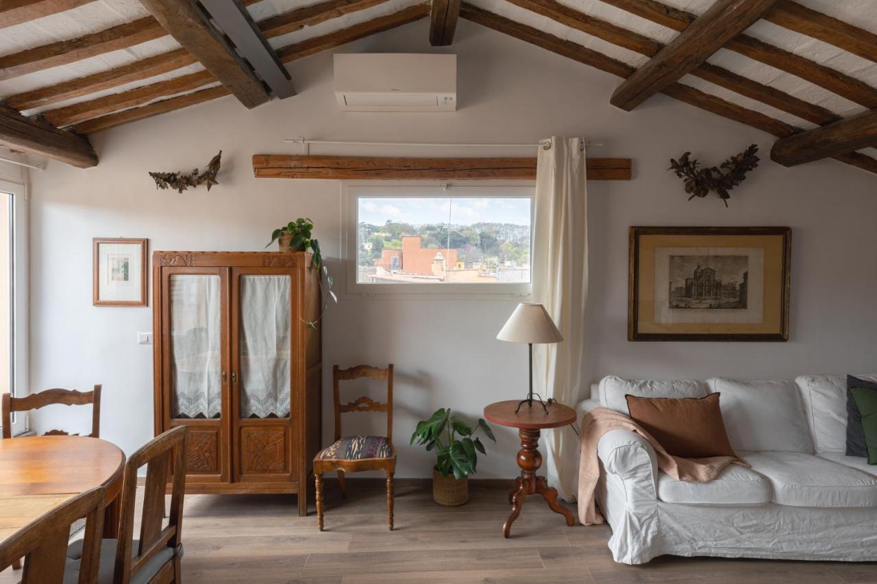 Amazing Penthouse With Terrace And Rooftop In Trastevere Apartment