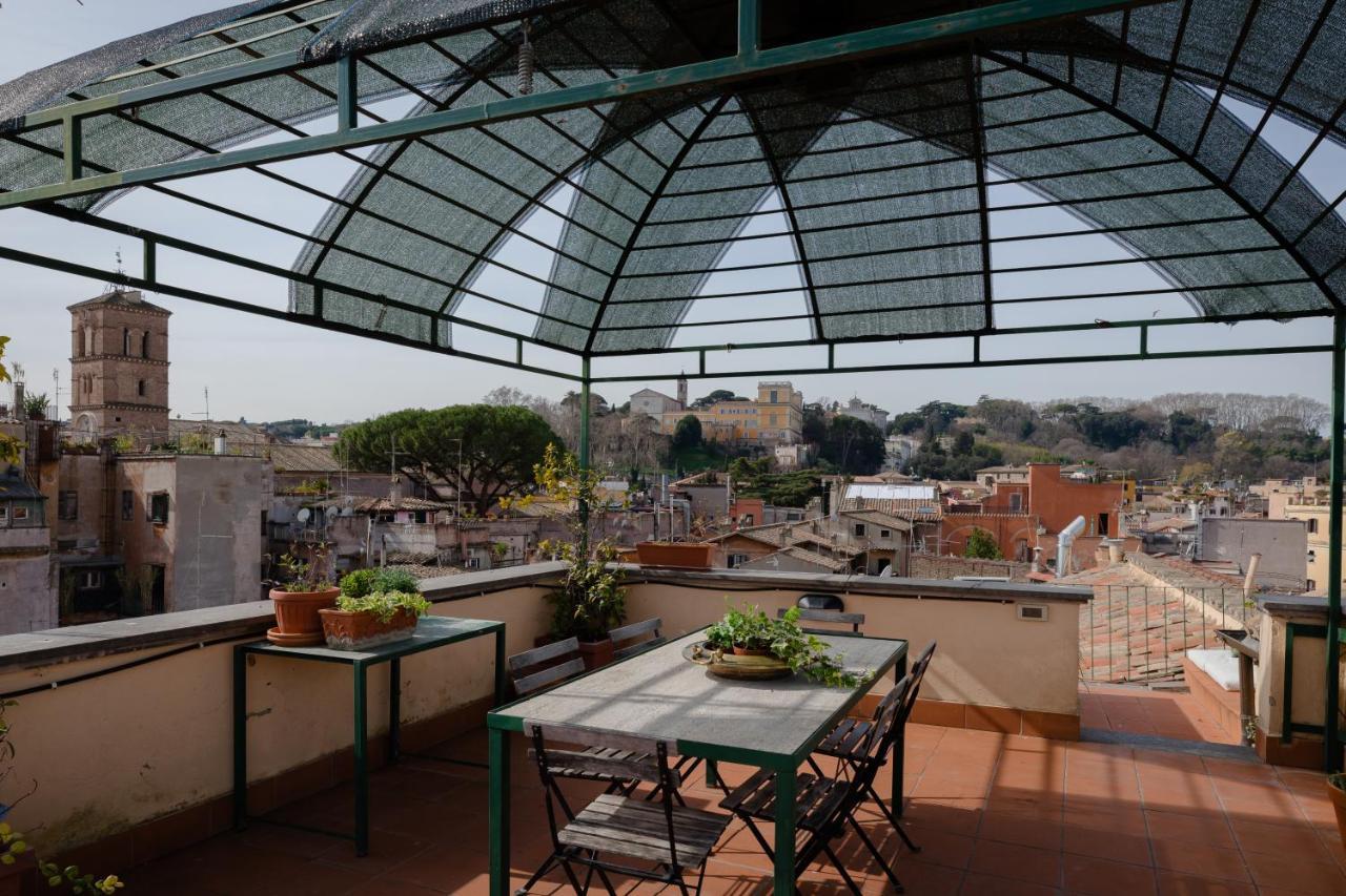 Apartment Amazing Penthouse With Terrace And Rooftop In Trastevere *