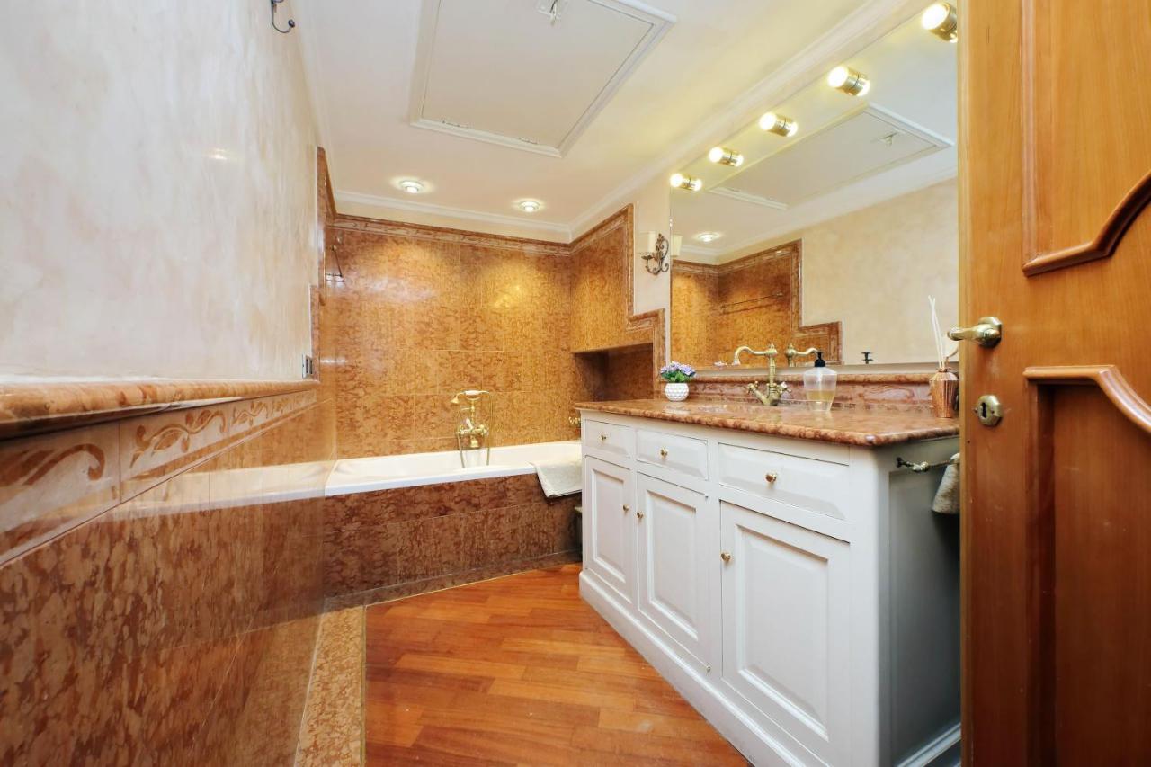 Appartement 4bnb - Luxury Trevi W Terrace