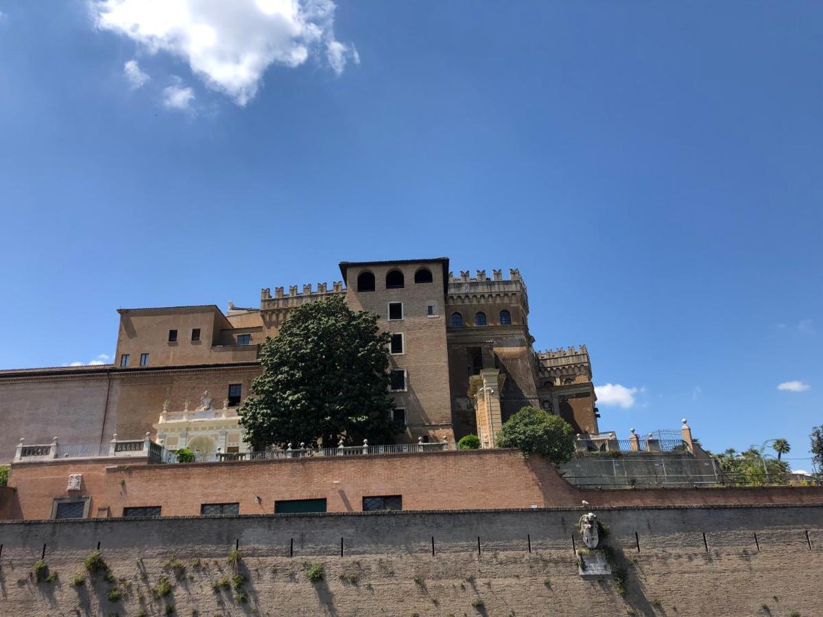 Manfredi House San Pietro Roma