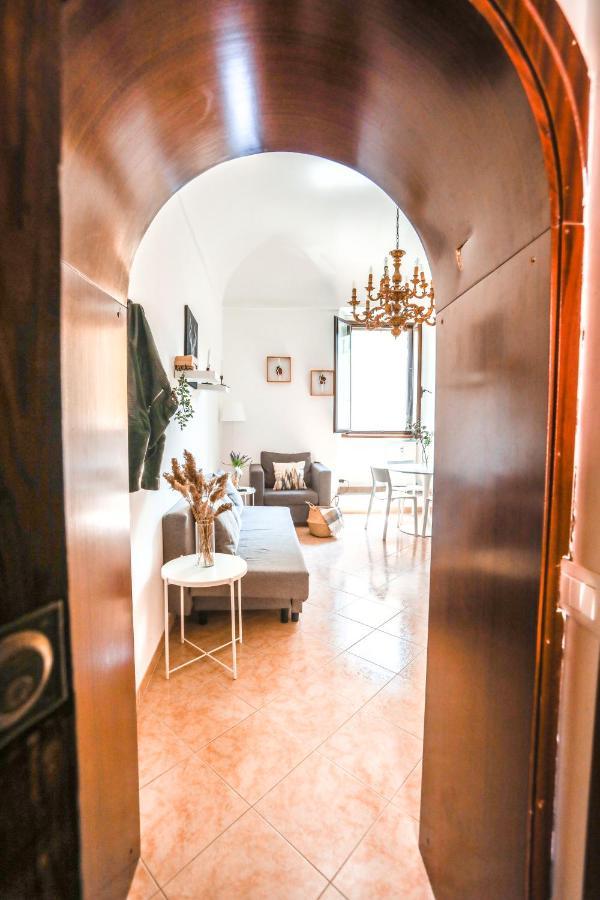 Apartment Orti 27 Trastevere - Vacation M&d