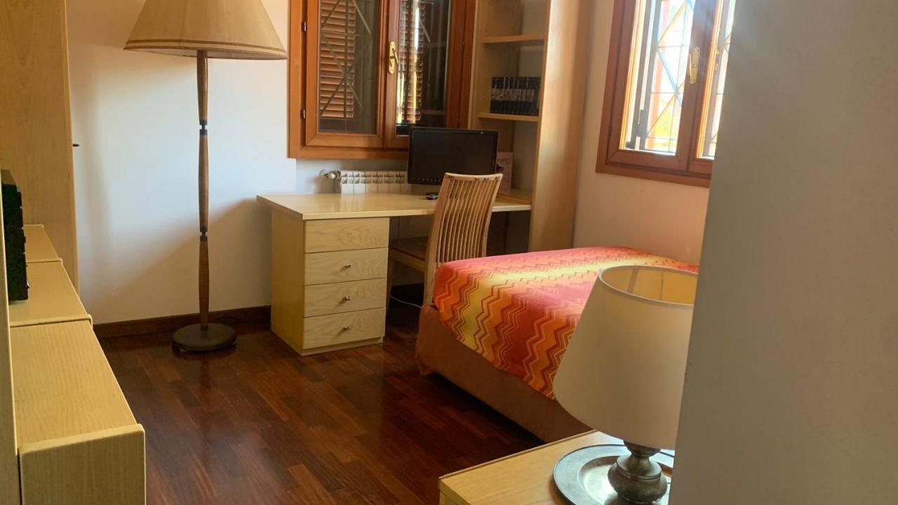 Villa Zamunda Rome