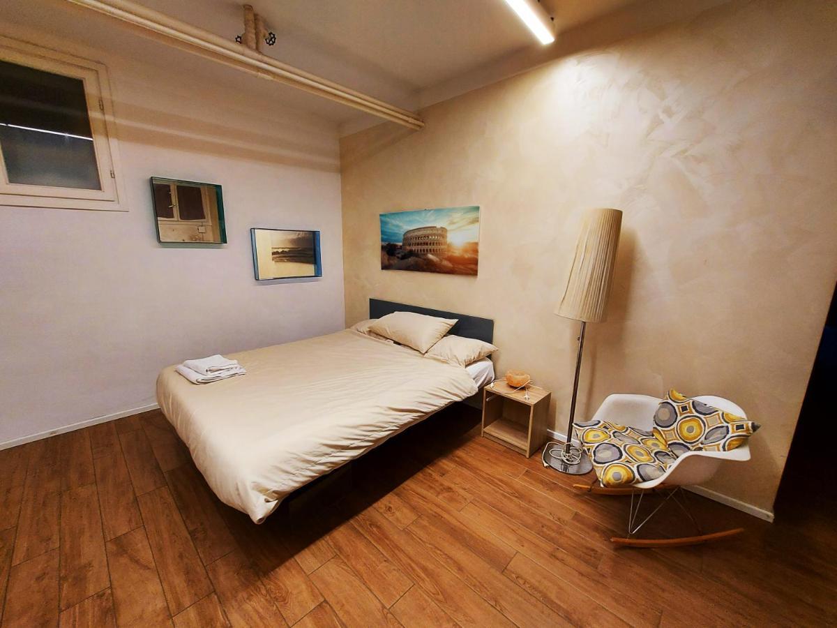 Free Breakfast - Big In The Heart Of Apartment Rome