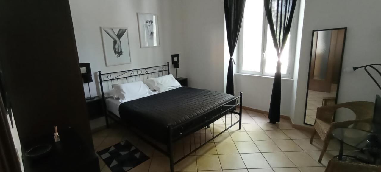 Apartment Merulana: A Due Passi Dal Colosseo