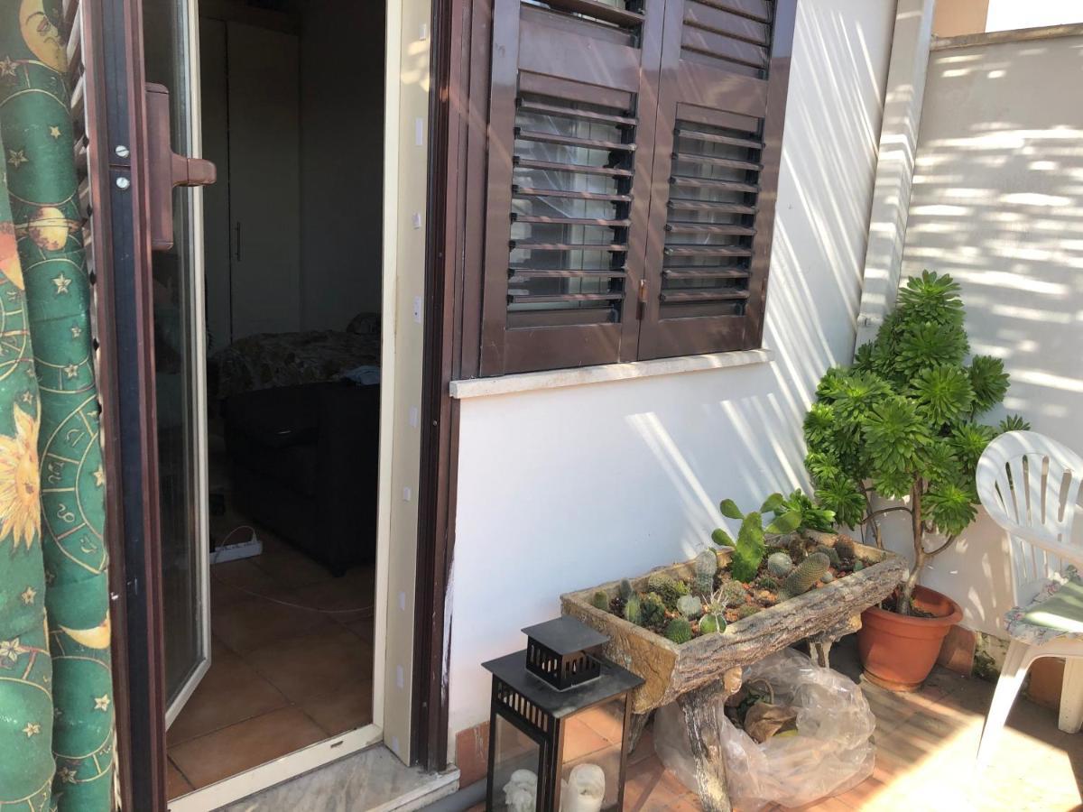 Lizartgarden Panoramic Homestay Rome