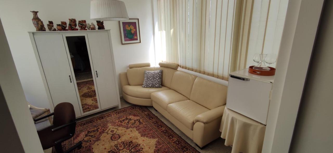 La Badia Del Cavaliere 2 Guest house