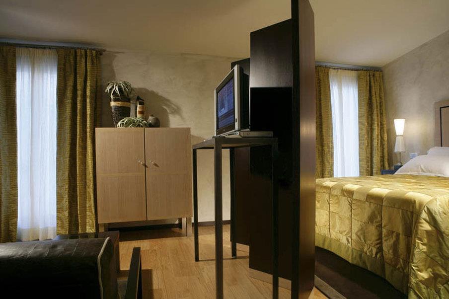 Intown Luxury House Guest house 3*