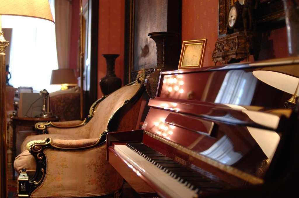 Residenza Frattina Guest house Rome